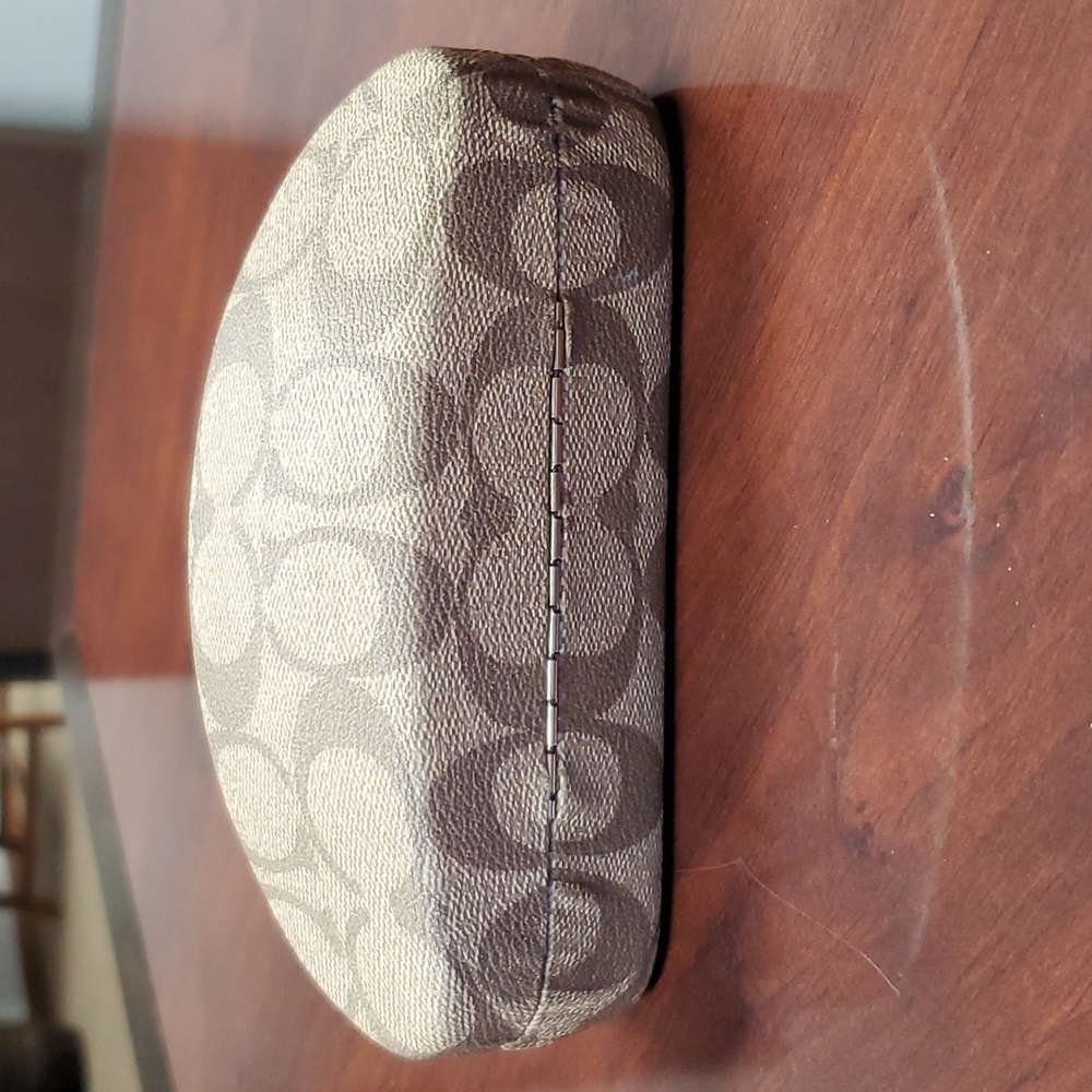 Coach sunglass case - Picture 4 of 6